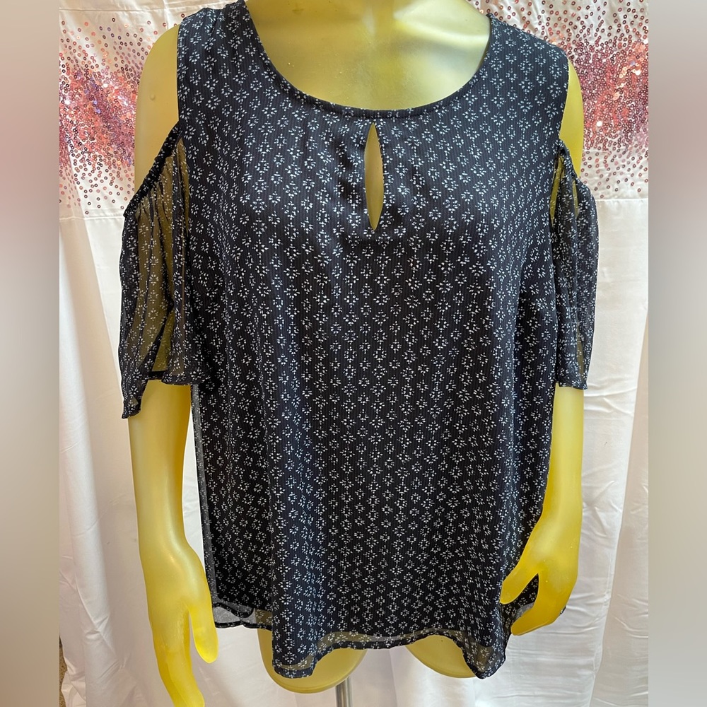 Blouse - Picture 2 of 4